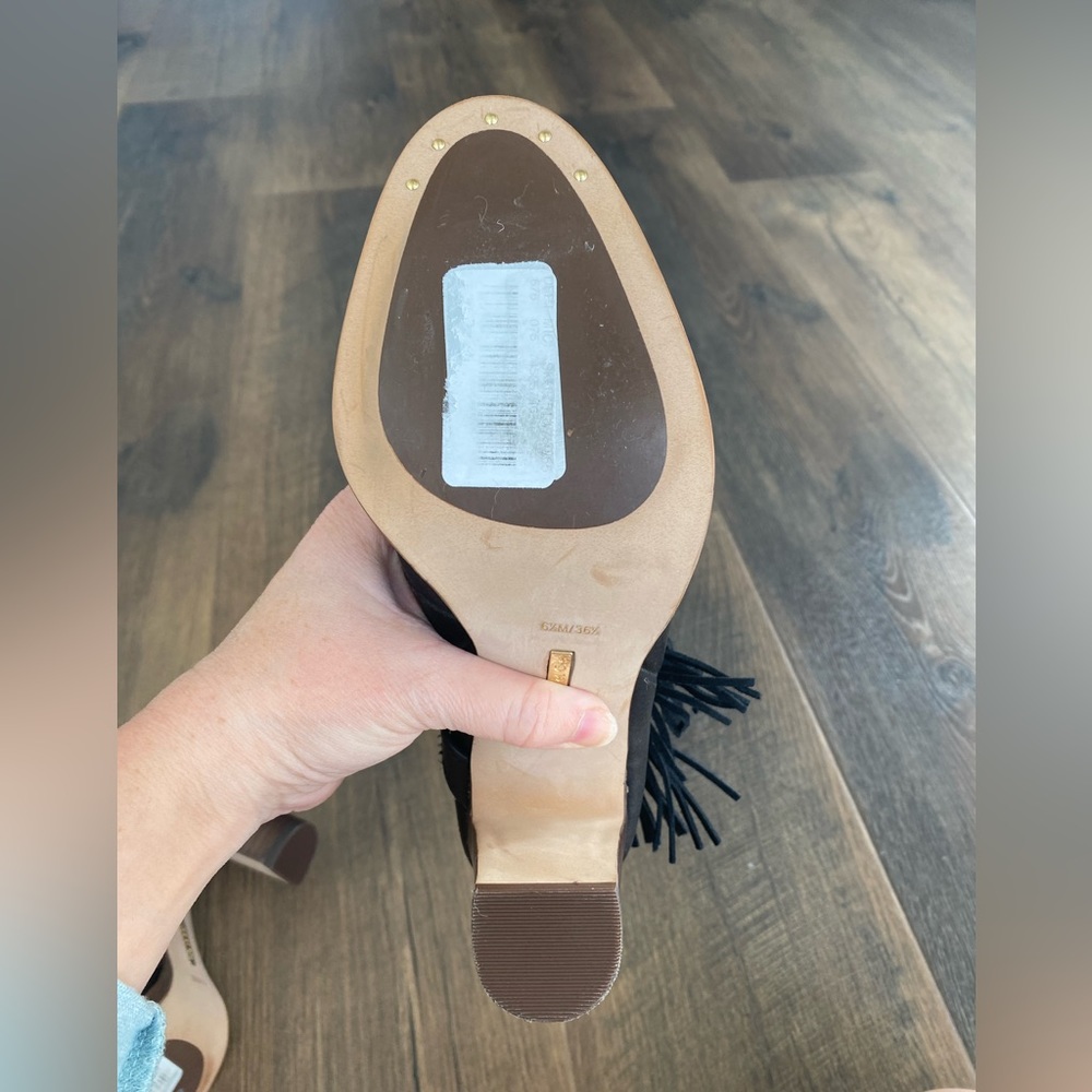LOUISE ET CIE Yovan Tassel Block Heel Boot - Picture 10 of 10